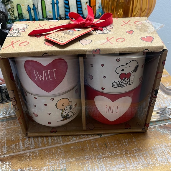 SALE! Rae Dunn & Peanuts  Charlie Brown & Snoopy Set Ceramic Red/White Ramukins - Picture 1 of 4